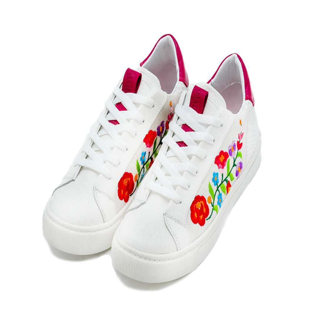 TENIS CASILDA BORDADO FLORAL PIEL BLANCO