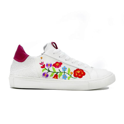 TENIS CASILDA BORDADO FLORAL PIEL BLANCO