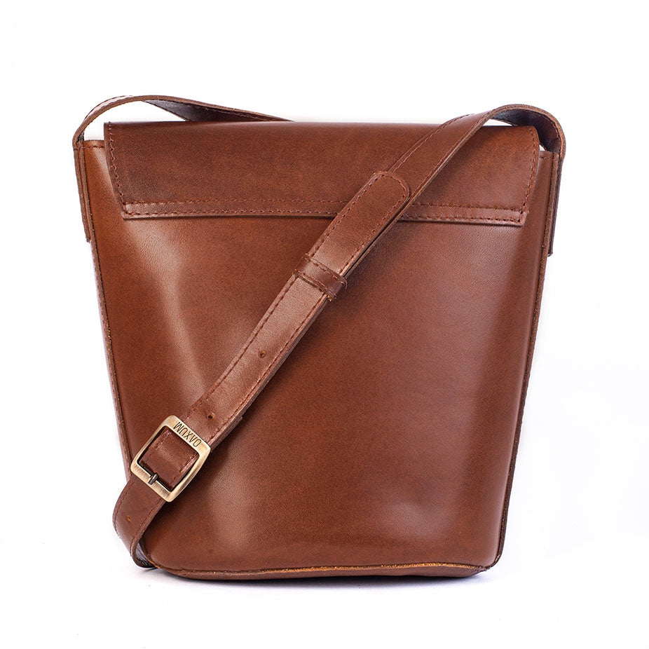 BOLSA BUCKET BAG COGNAC